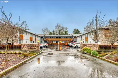 3925 SW Multnomah Blvd #206, Portland, OR 97219 - Photo 1