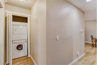 3925 SW Multnomah Blvd #206, Portland, OR 97219 - Photo 23