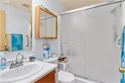 780 SE Redwood Ave, Myrtle Creek, OR 97457 - Photo 9