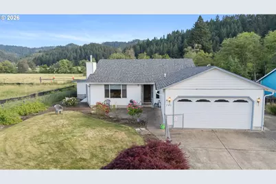 780 SE Redwood Ave, Myrtle Creek, OR 97457 - Photo 1