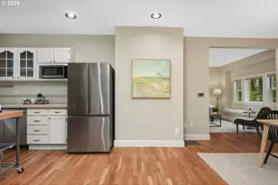 1617 SW Broadway Dr, Portland, OR 97201 - Photo 19