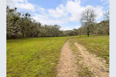 629 Buell Ln, Roseburg, OR 97471 - Photo 43
