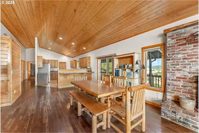 629 Buell Ln, Roseburg, OR 97471 - Photo 7