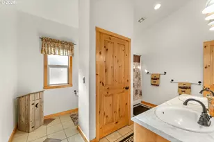 629 Buell Ln, Roseburg, OR 97471 - Photo 17