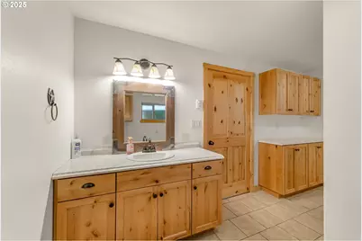 629 Buell Ln, Roseburg, OR 97471 - Photo 21