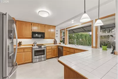 420 Lynnbrook Dr, Eugene, OR 97404 - Photo 11