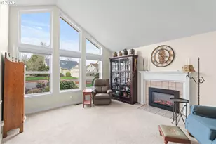 420 Lynnbrook Dr, Eugene, OR 97404 - Photo 5