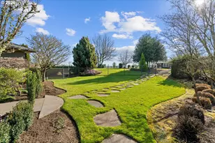 19885 SW Aten Rd, Beaverton, OR 97007 - Photo 45