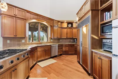 19885 SW Aten Rd, Beaverton, OR 97007 - Photo 15