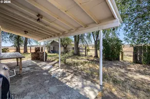 4308 NE Collins Dr, Madras, OR 97741 - Photo 23