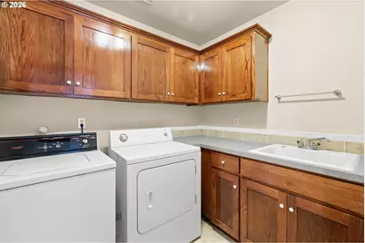 1732 SE 28th Ct, Gresham, OR 97080 - Photo 23