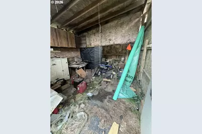 262 N Marple St, Coos Bay, OR 97420 - Photo 27