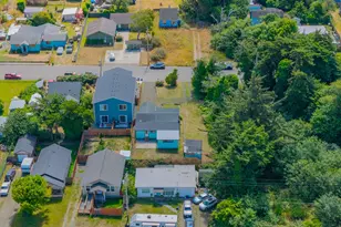 262 N Marple St, Coos Bay, OR 97420 - Photo 31