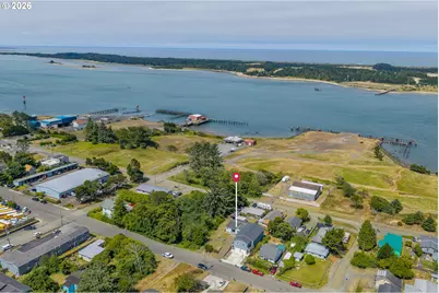 262 N Marple St, Coos Bay, OR 97420 - Photo 35