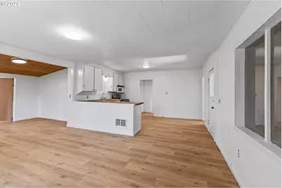 262 N Marple St, Coos Bay, OR 97420 - Photo 7