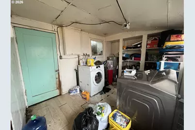 262 N Marple St, Coos Bay, OR 97420 - Photo 13