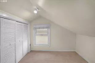 404 S Dakota St, Portland, OR 97239 - Photo 17