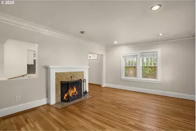 404 S Dakota St, Portland, OR 97239 - Photo 5