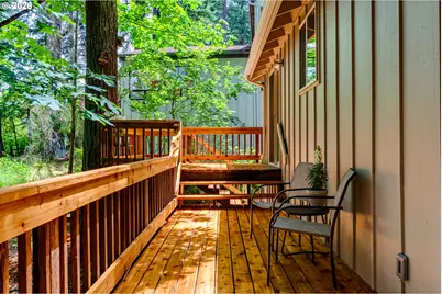 1695 Cameo Dr, Eugene, OR 97405 - Photo 41