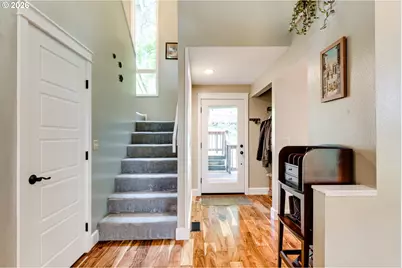 1695 Cameo Dr, Eugene, OR 97405 - Photo 9