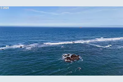 Old Coast Rd, Gold Beach, OR 97444 - Photo 13
