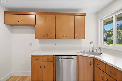 7725 SW 88th Ave, Portland, OR 97223 - Photo 13