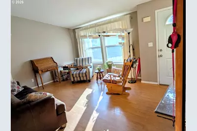 950 Pomona St #210, The Dalles, OR 97058 - Photo 5