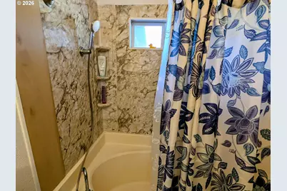 950 Pomona St #210, The Dalles, OR 97058 - Photo 15