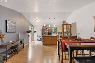 6281 N Bank St, Portland, OR 97203 - Photo 11