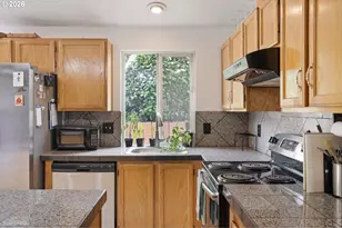 6281 N Bank St, Portland, OR 97203 - Photo 15