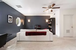 6281 N Bank St, Portland, OR 97203 - Photo 17