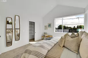 5765 S Kelly Ave, Portland, OR 97239 - Photo 25