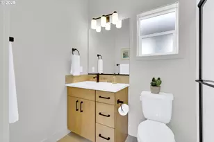 5765 S Kelly Ave, Portland, OR 97239 - Photo 31