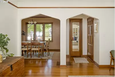 2124 NE 60th Ave, Portland, OR 97213 - Photo 9