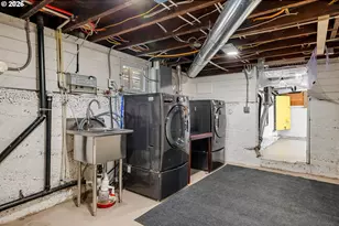 3312 S Corbett Ave, Portland, OR 97239 - Photo 37