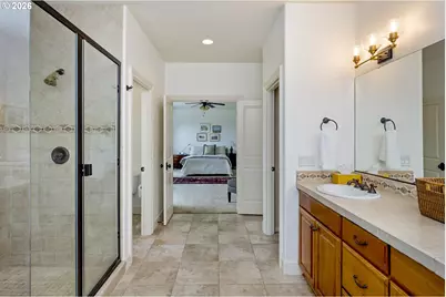 21440 S Meadowridge Ct, Oregon City, OR 97045 - Photo 27