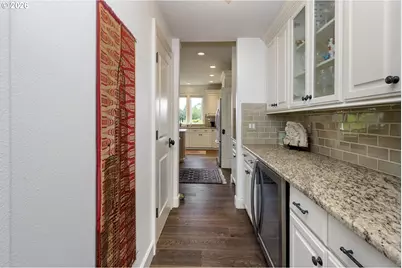 21440 S Meadowridge Ct, Oregon City, OR 97045 - Photo 13
