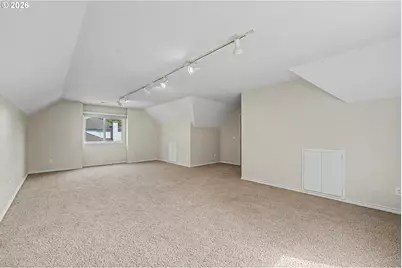13202 Rogers Rd, Lake Oswego, OR 97035 - Photo 33