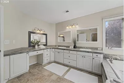 13202 Rogers Rd, Lake Oswego, OR 97035 - Photo 25