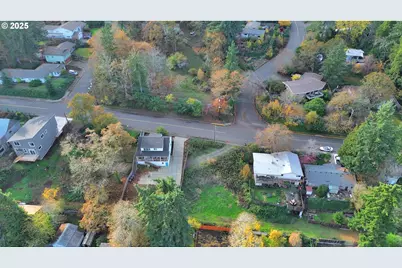 2279 City View St, Eugene, OR 97401 - Photo 3