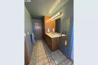 107 W 2nd St, Wallowa, OR 97885 - Photo 23