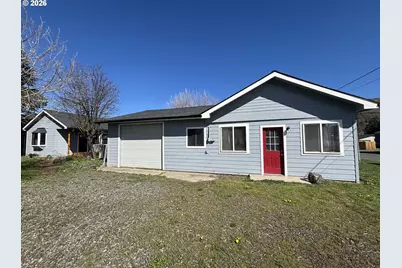 107 W 2nd St, Wallowa, OR 97885 - Photo 11
