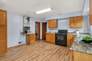 608 12th St, Washougal, WA 98671 - Photo 7