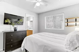 8011 SE Sporri Ln, Milwaukie, OR 97267 - Photo 19