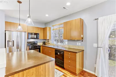 8011 SE Sporri Ln, Milwaukie, OR 97267 - Photo 9