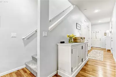 8011 SE Sporri Ln, Milwaukie, OR 97267 - Photo 5