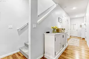 8011 SE Sporri Ln, Milwaukie, OR 97267 - Photo 5