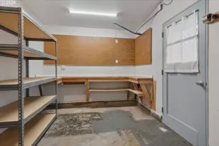 1025 SE 169th Ave, Portland, OR 97233 - Photo 21