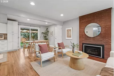 1025 SE 169th Ave, Portland, OR 97233 - Photo 3