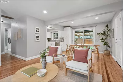 1025 SE 169th Ave, Portland, OR 97233 - Photo 5